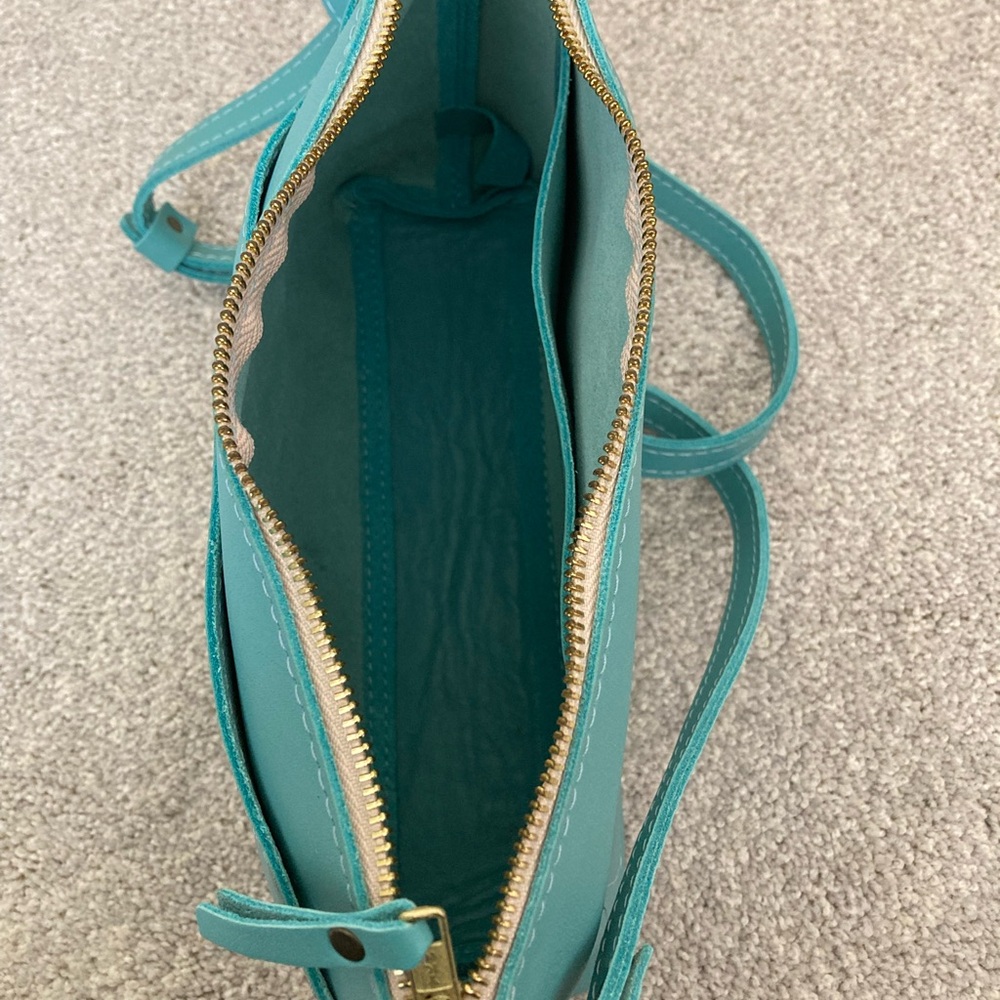 NWOT PLG Portland Leather’s Goods Large Poppy Crossbody Purse Optical Blue Bag - Picture 6 of 11